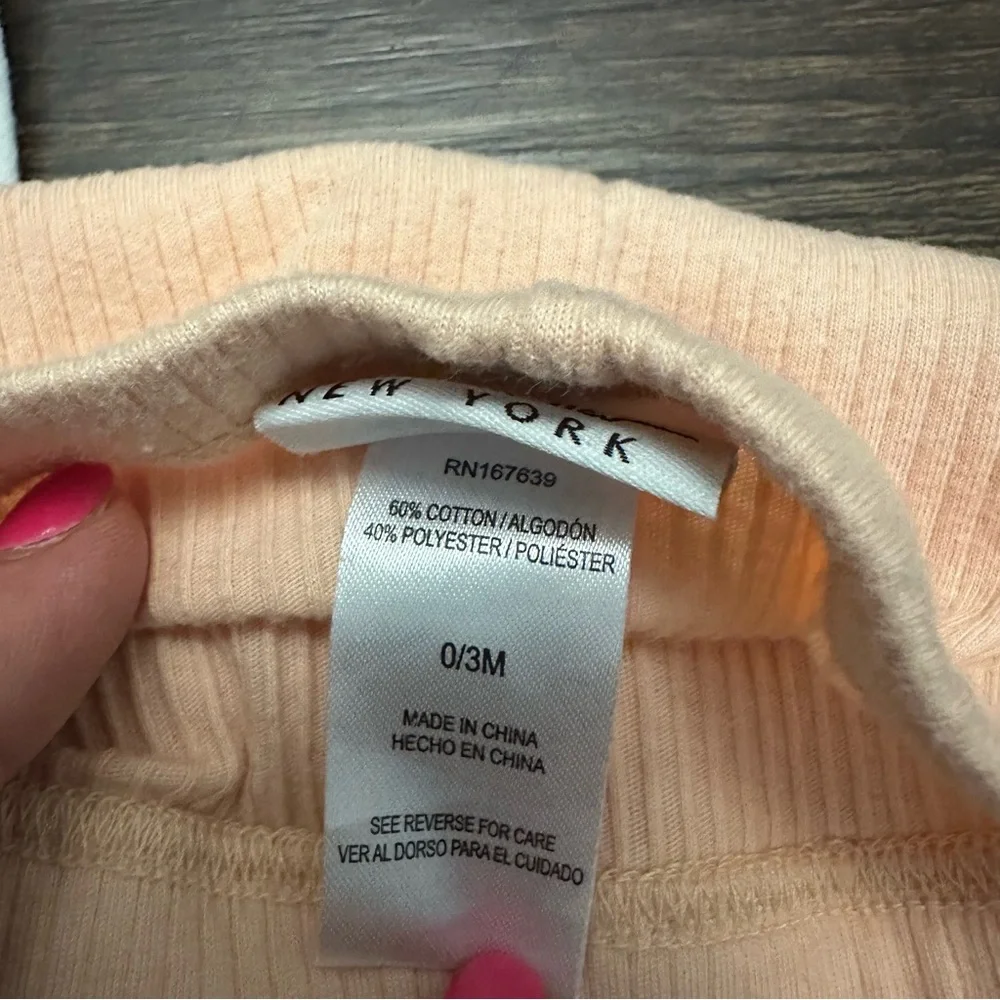 Nicole Miller Legging Pants 0-3 month Set of 4 Baby Girl Peach Tan Floral - Picture 5 of 7